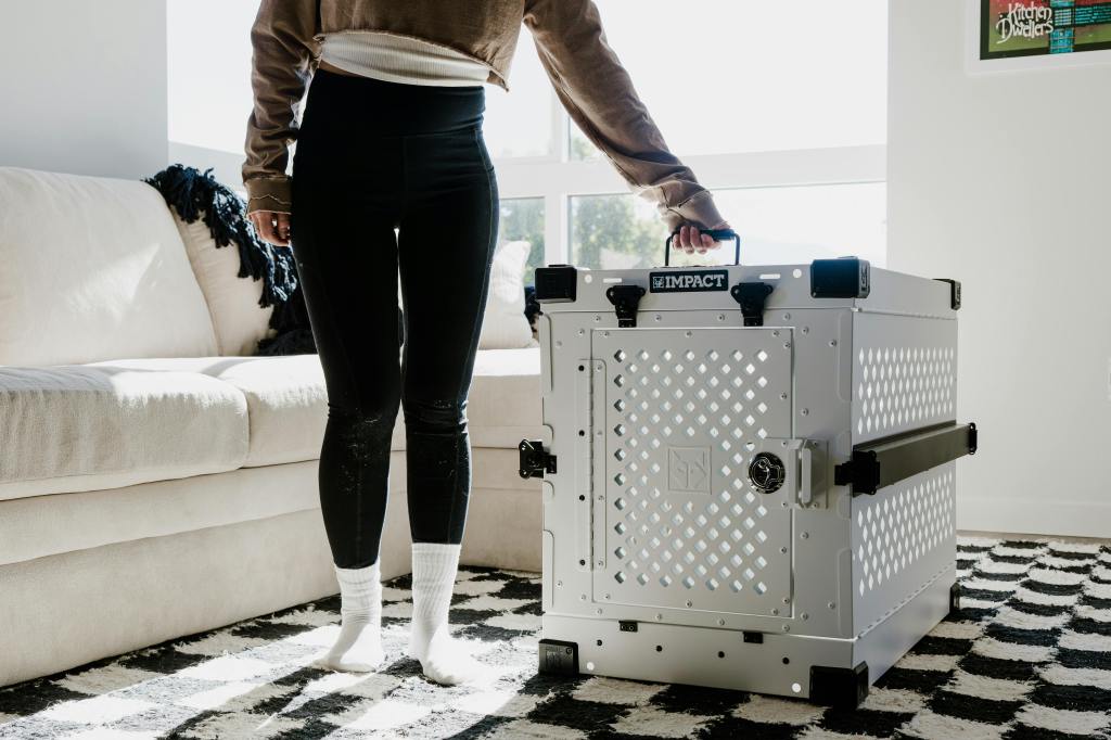 Why Police and Military Dogs Use Aluminum Crates in the&nbsp;Field